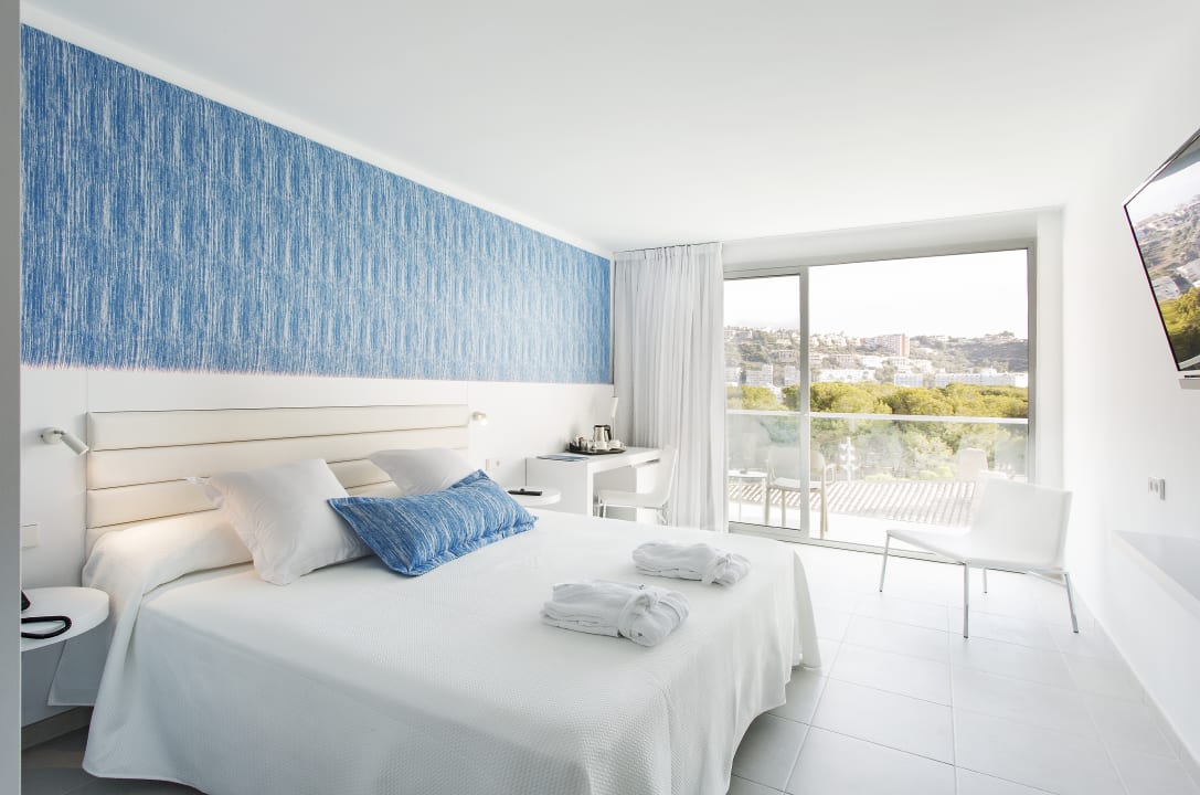 Zimmer Reverence Life  - Adults only