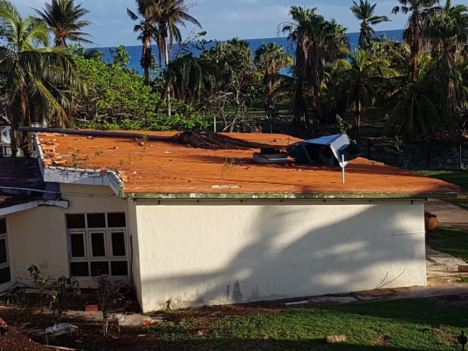 Außenansicht Hotel Brisas del Caribe