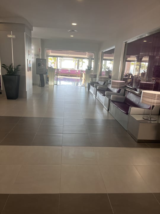 Lobby Hotel Riu Nautilus - Adults only