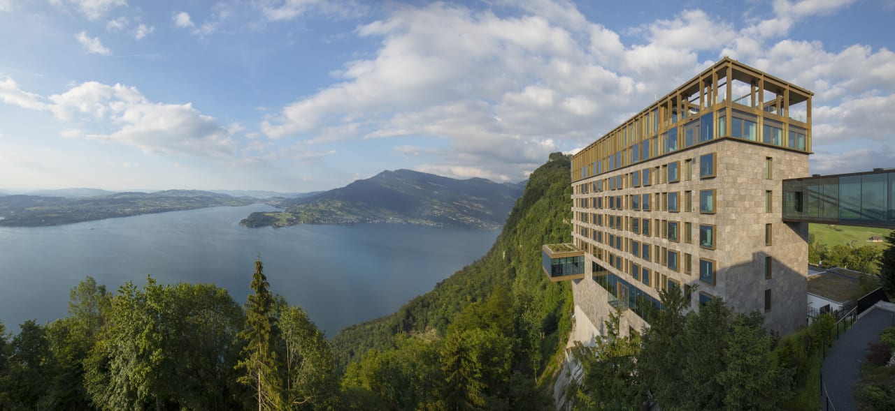 Außenansicht Bürgenstock Hotel & Alpine Spa