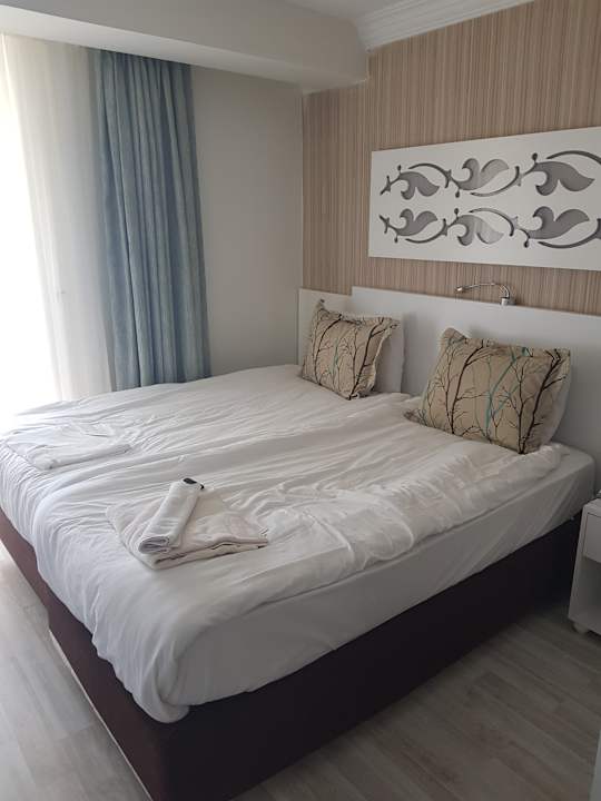 Zimmer Side Miami Beach