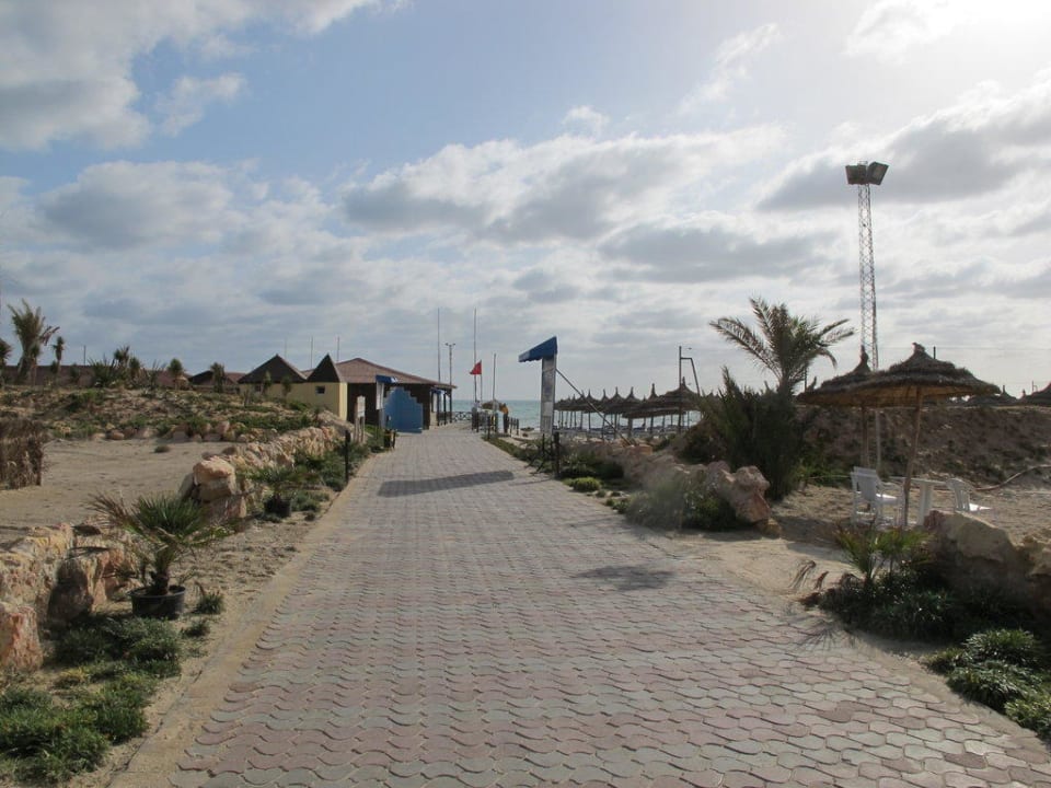 Przejście na plażę TUI MAGIC LIFE Penelope Beach