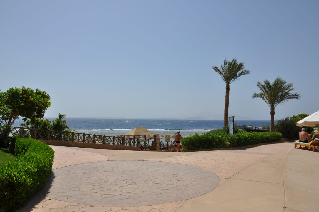 Plaża hotelowa Rehana Royal Beach Resort Aqua Park & Spa