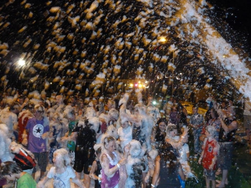 Schaumparty am Strand Belek Beach Resort Hotel