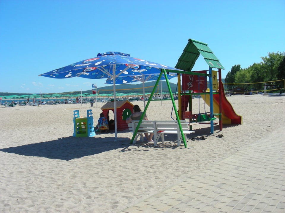 Spielplatz am Strand Duni Royal Pelican Resort