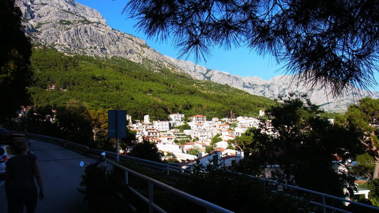 Zufahrt zum Hotel Bluesun Hotel Soline