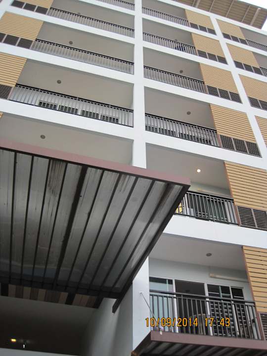 Eingang Apartments NP Residence