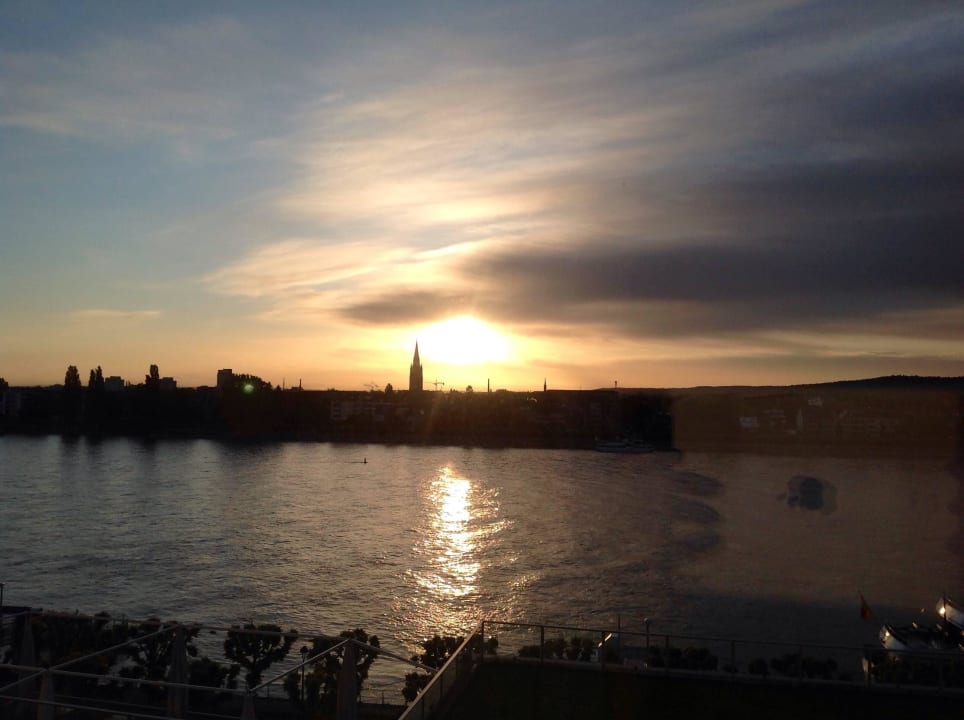 Die Sonne geht auf Ameron Hotel Königshof
