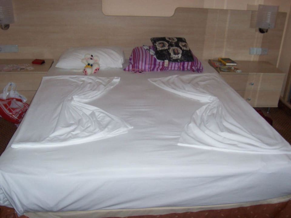 Betten süß gemacht VONRESORT Golden Beach