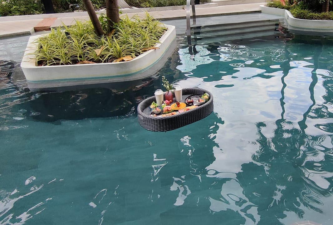 Pool La Flora Khao Lak