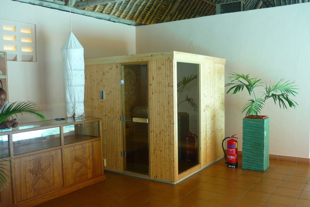 Wem es zu kühl ist - die Sauna wartet Neptune Village Beach Resort & Spa
