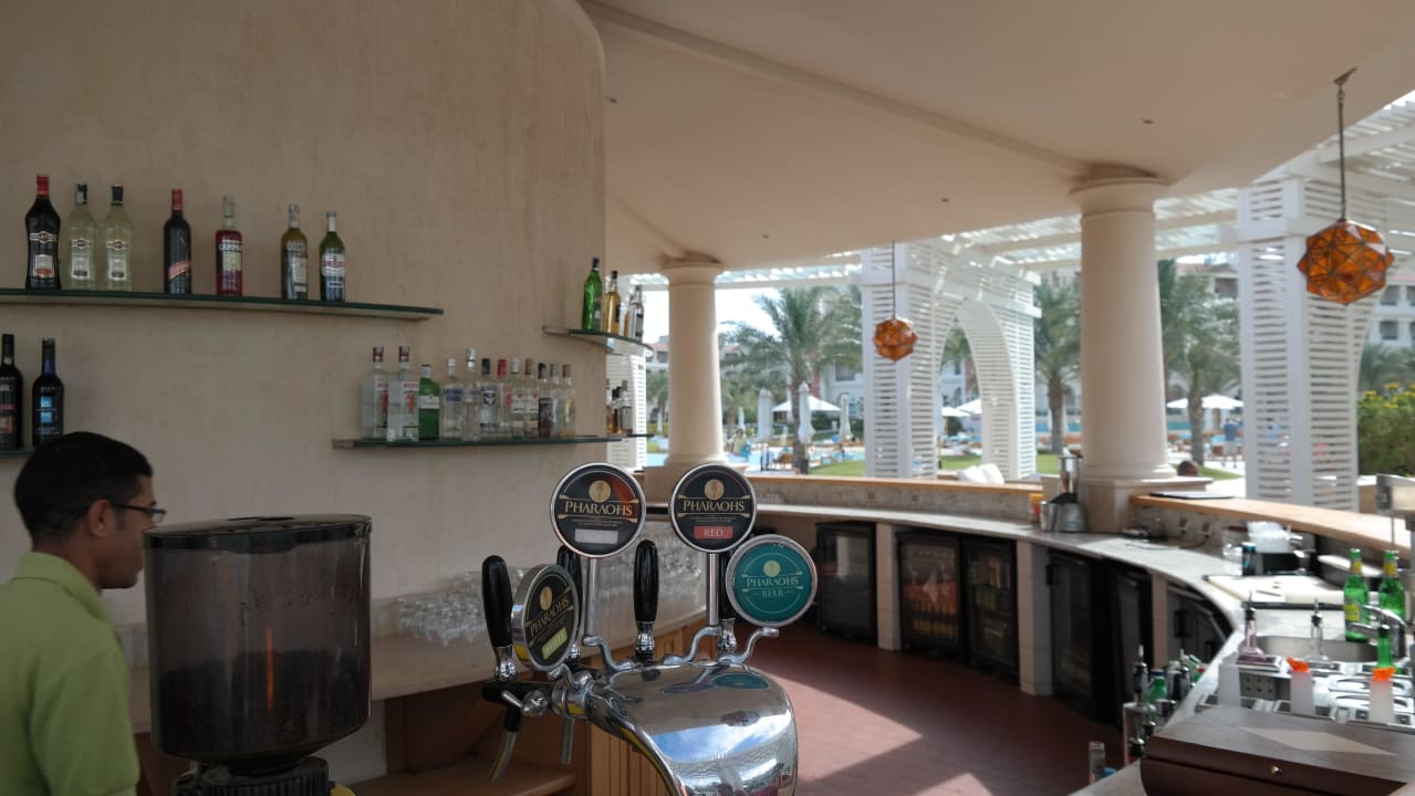 Poolbar Baron Palace Sahl Hasheesh