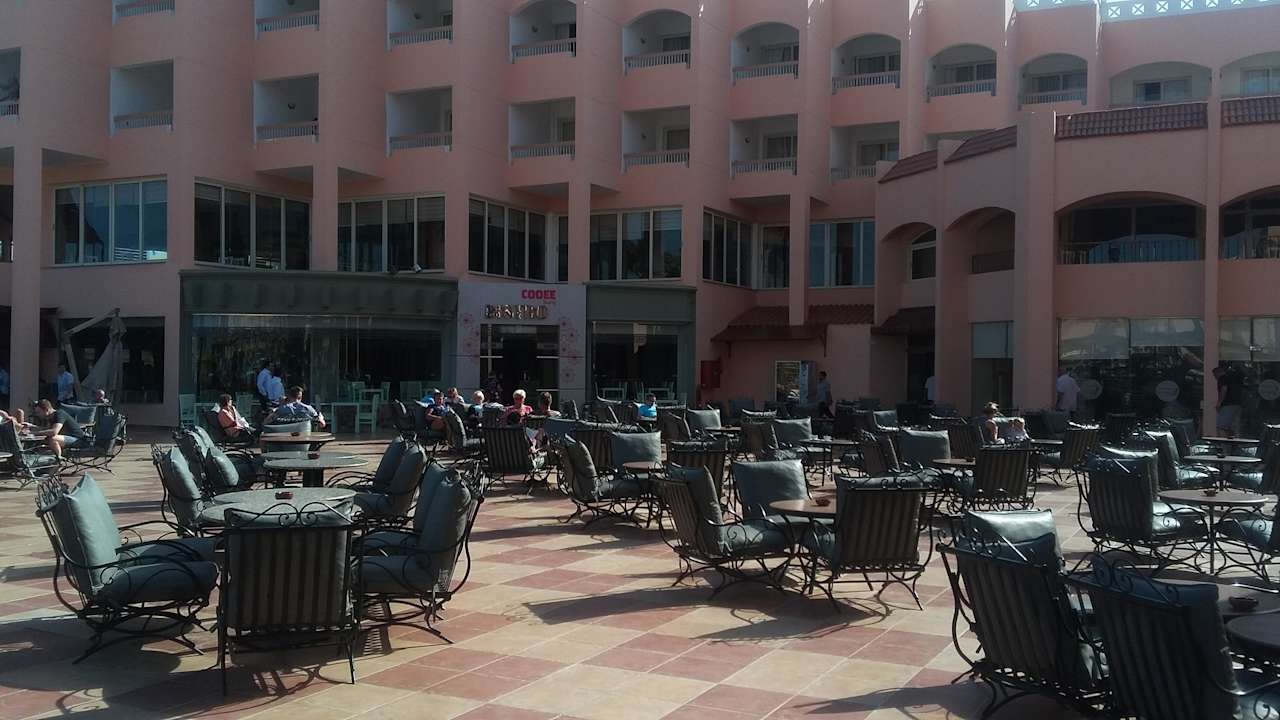 Poolanlage/ Kaffeezone Beach Albatros Resort