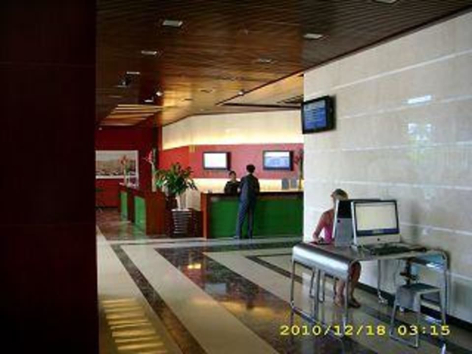 Der Lobbybereich Novotel Nha Trang