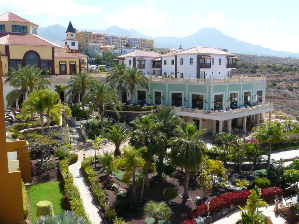 Hauptrestaurant & Garten Bahia Principe Sunlight Costa Adeje