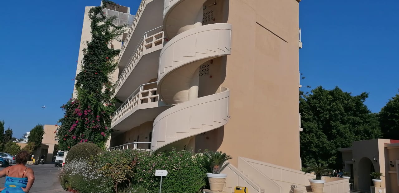 Gartenanlage Sunshine Rhodes