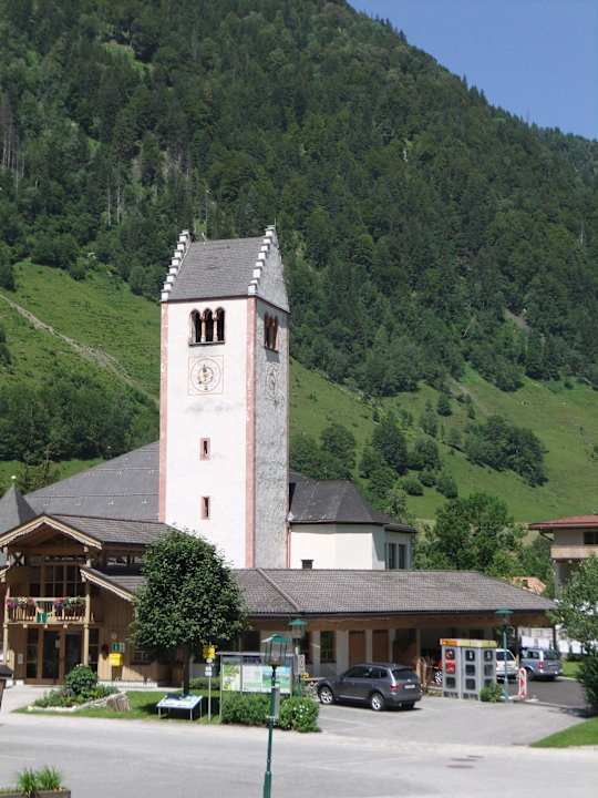 Vom Balkon Richtung Kirche und Dorfbrunnen Ferienwohnung Resi