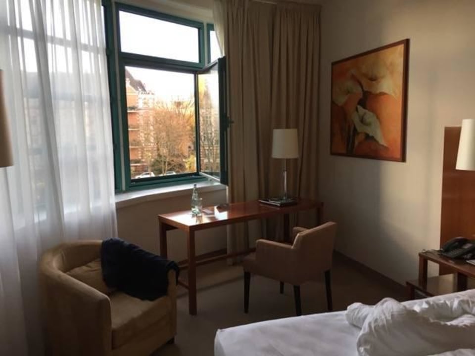 Zimmer AMERON Berlin ABION Spreebogen Waterside