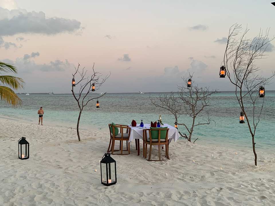 Strand Kuredu Island Resort & Spa