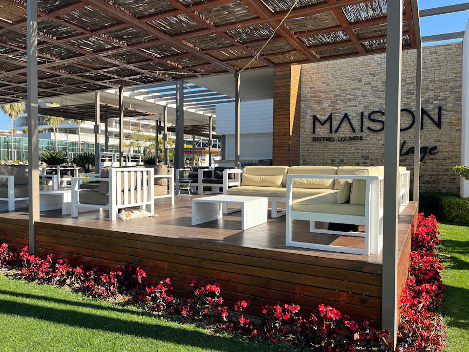 Sonstiges Acanthus Cennet Barut Collection