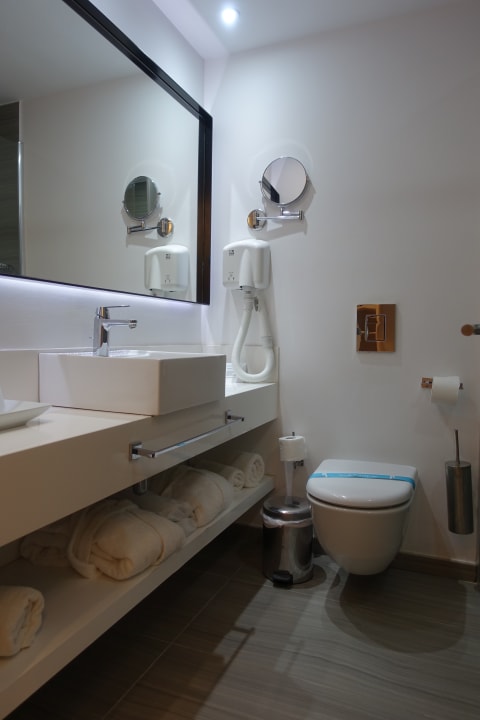 Zimmer Crystal Springs Beach Hotel