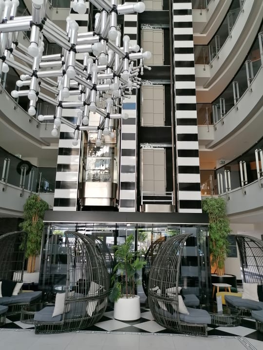 Lobby Sunprime C-Lounge