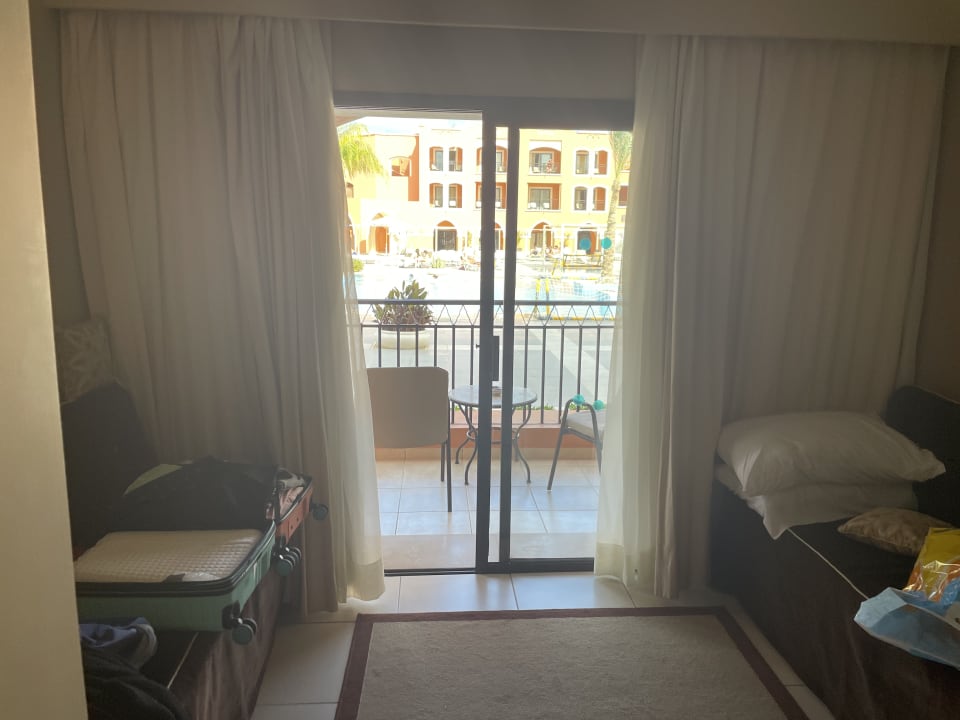 Zimmer Jaz Dar EL Madina