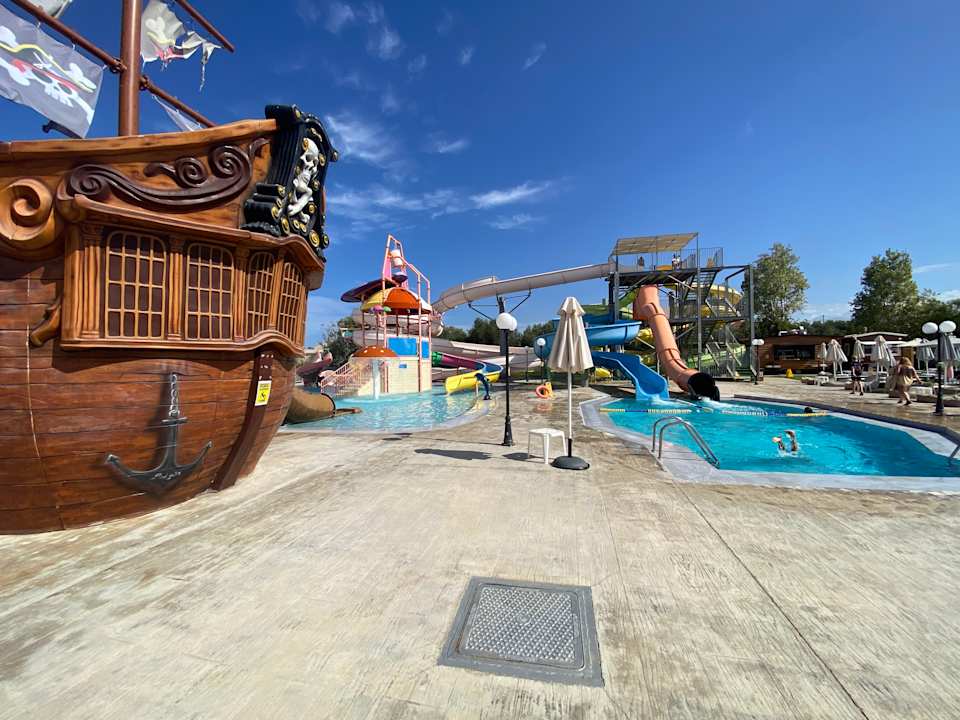 Pool HARPIN Georgioupolis Resort Aquapark & SPA