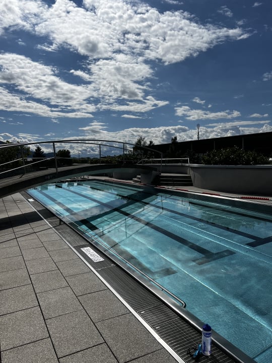 Pool Four Points by Sheraton Panoramahaus Dornbirn