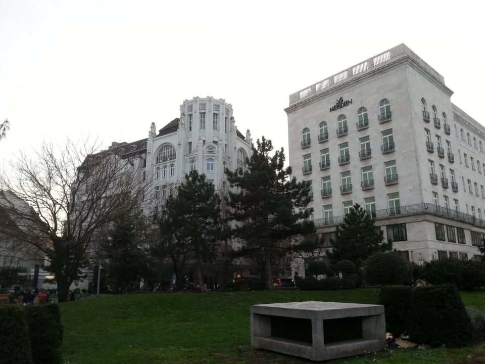 Le Meridien Budapest - Aussenansicht The Ritz-Carlton, Budapest
