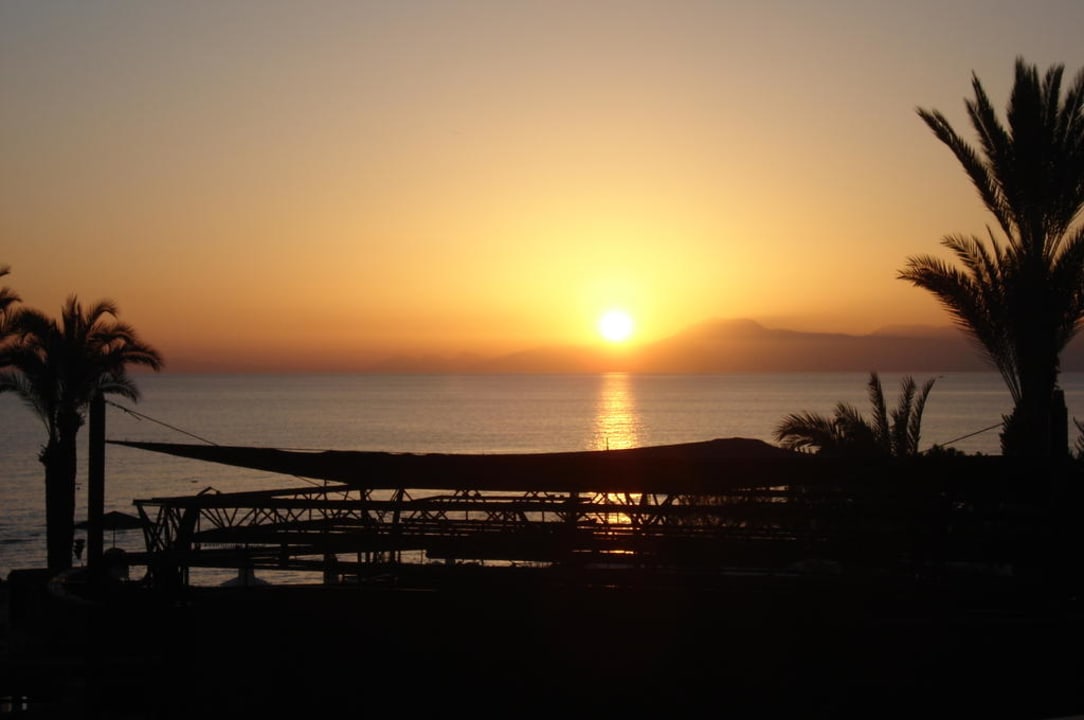 Sonnenuntergang PALOMA Perissia