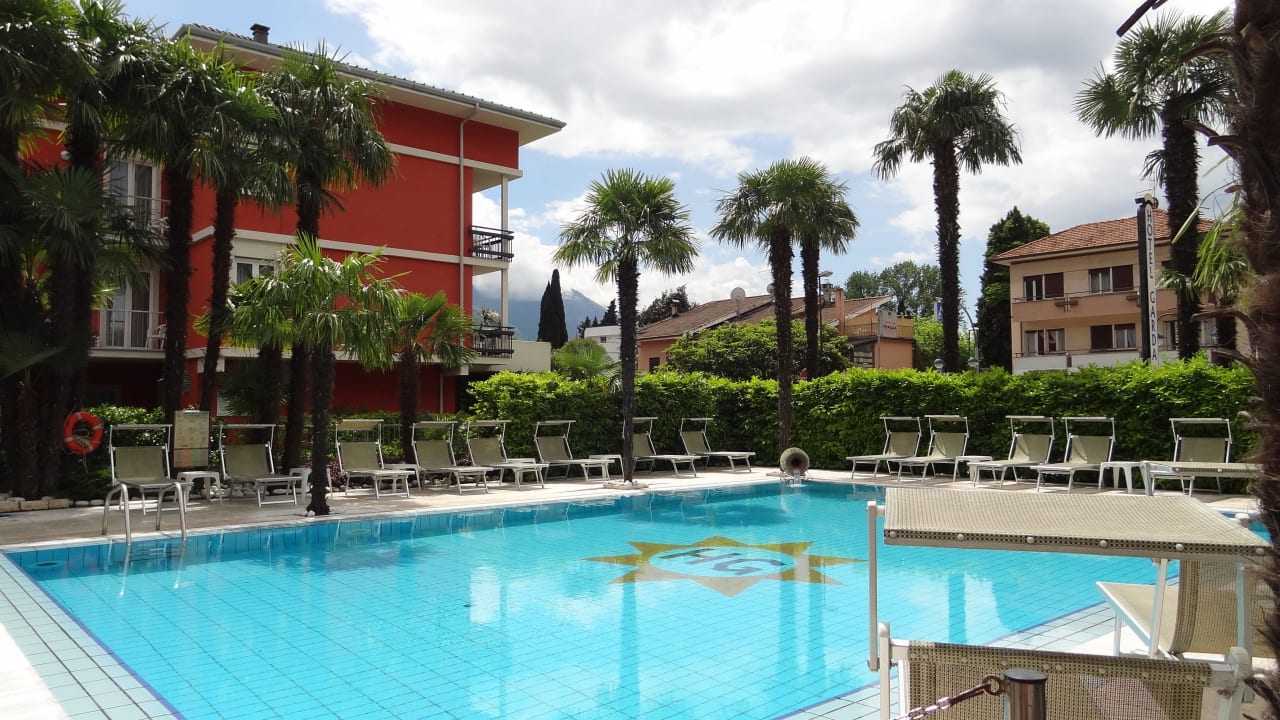 Pool Garda Suite Hotel - Tonelli Hotels