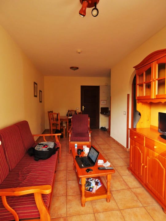 Wohnzimmer Apartamentos Oasis San Antonio