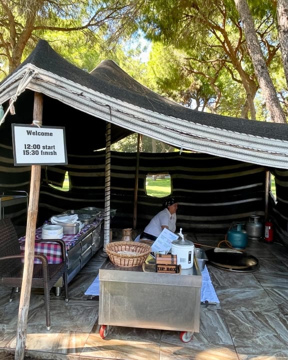 Gastro Xanadu Resort Hotel