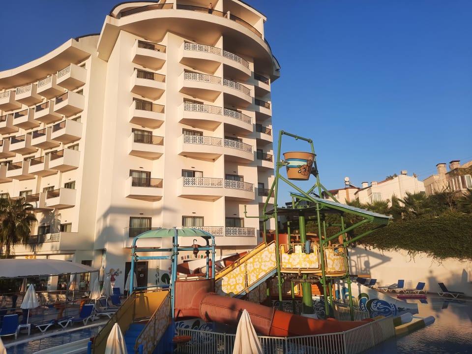 Außenansicht Calido Maris Hotel