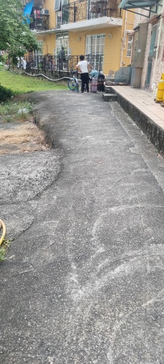 Außenansicht MTR Tung Chung near Airport Apartment, City Getaway, Pa Mei Village Tung Chung