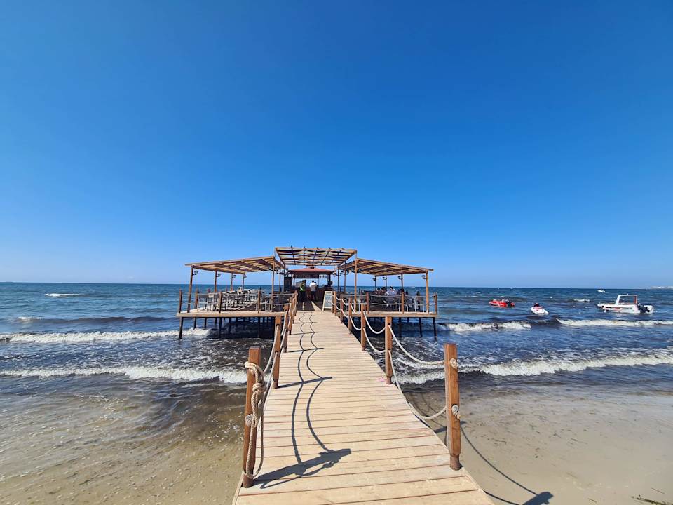 Strand Sahara Beach Aquapark & Resort