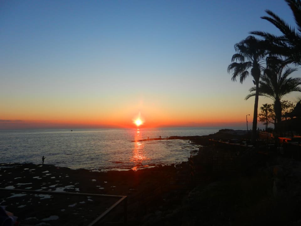 Sonnenuntergang PALOMA Perissia