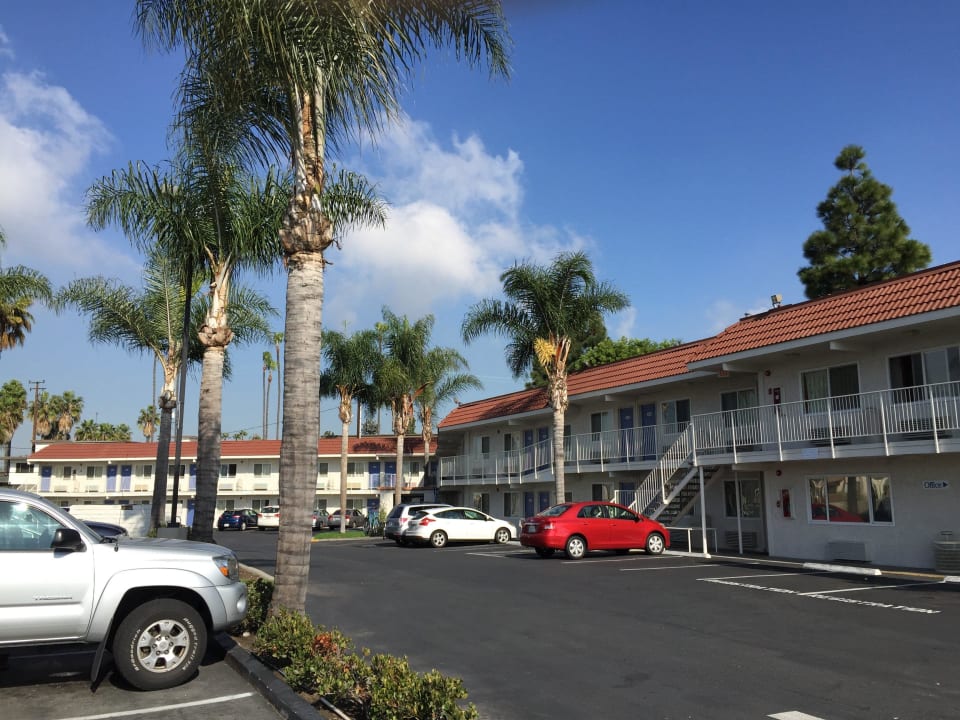 Parkplatz Motel 6 Los Angeles Long Beach