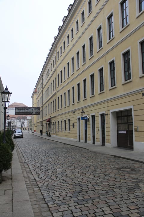 Ausblick zur Straße Hotel Taschenbergpalais Kempinski Dresden