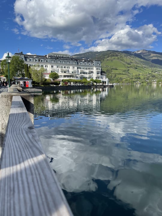 Außenansicht Grand Hotel Zell am See