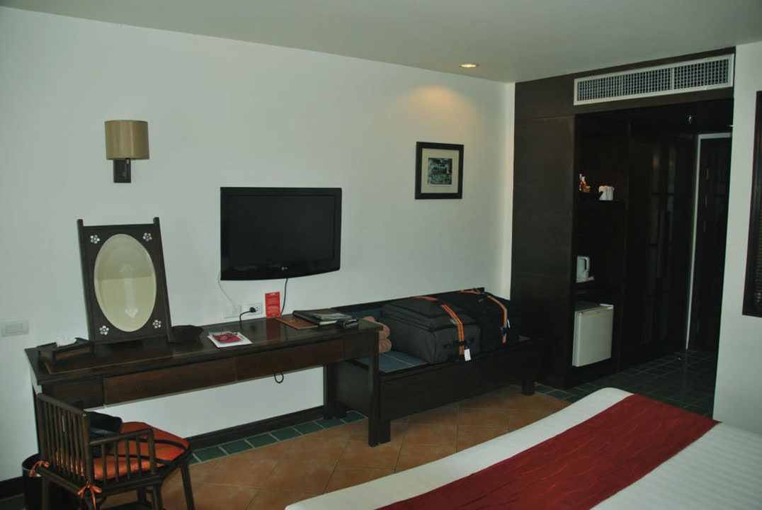 Zimmer mit LCD Fernseher Aonang Villa Resort