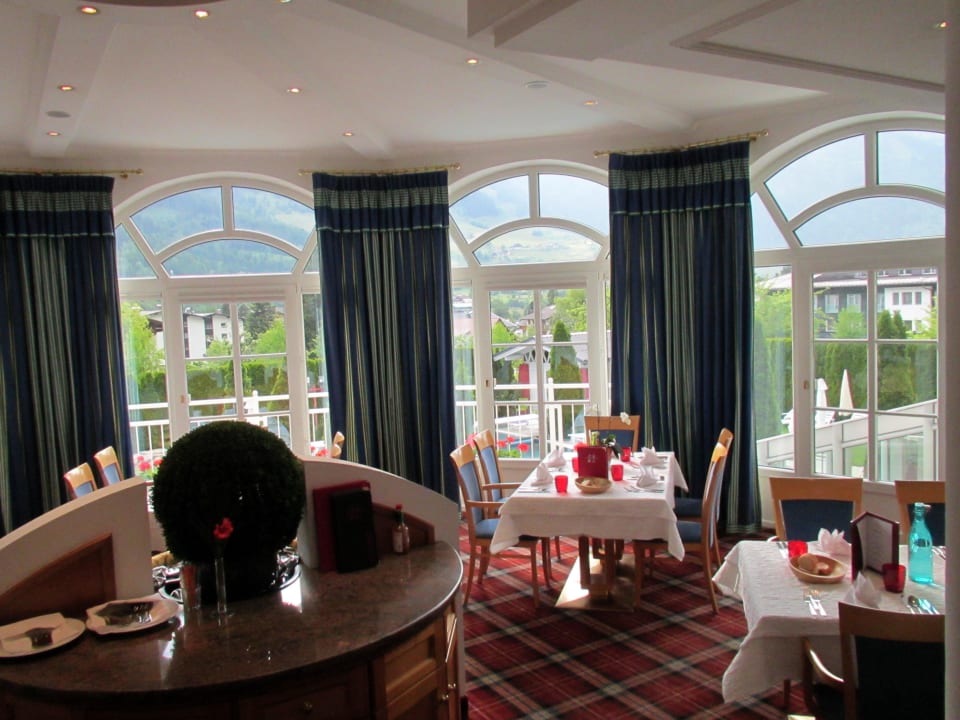 Interior of the Dinning Room Impuls Hotel Tirol