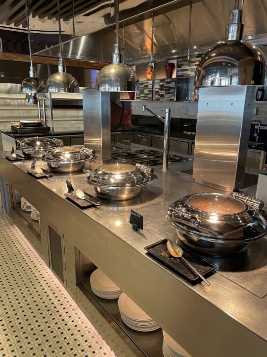 Gastro Le Meridien Abu Dhabi Resort