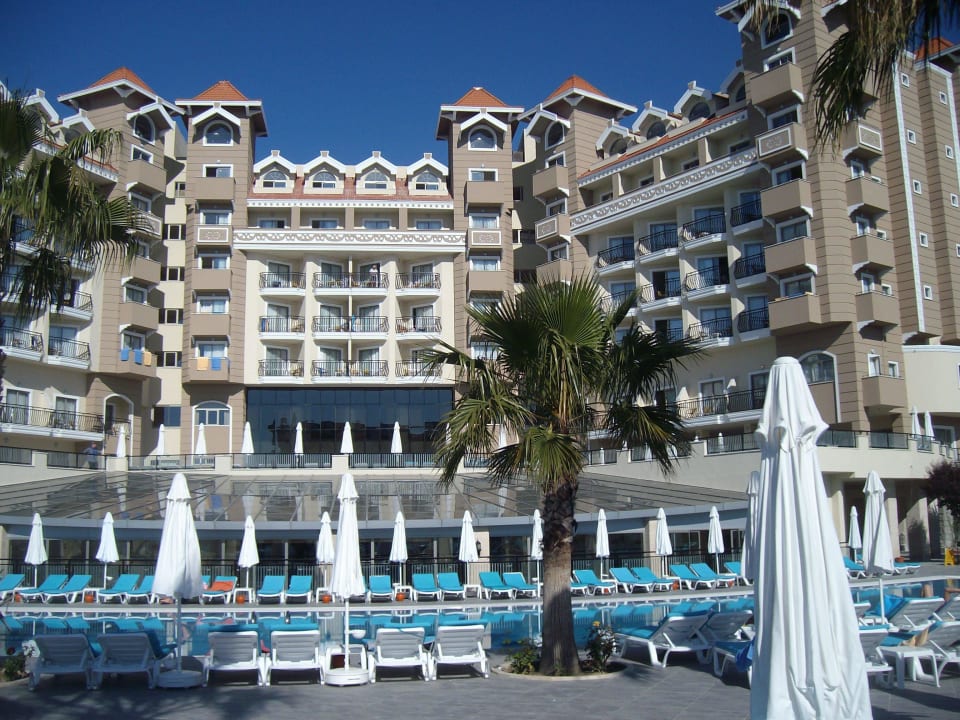 Am Pool Side Mare Resort & Spa