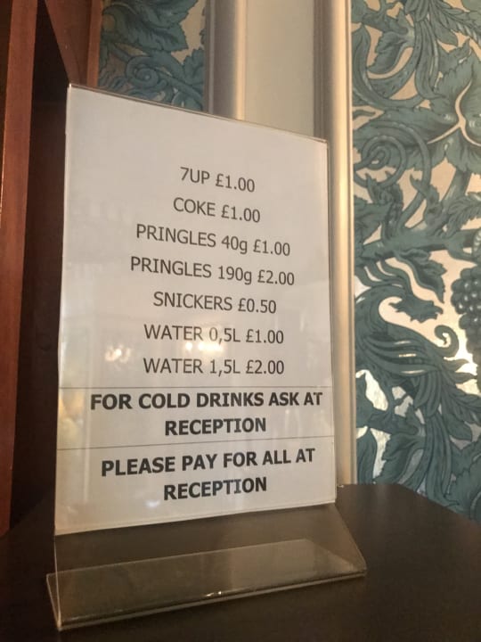 Lobby Hotel London Visitors