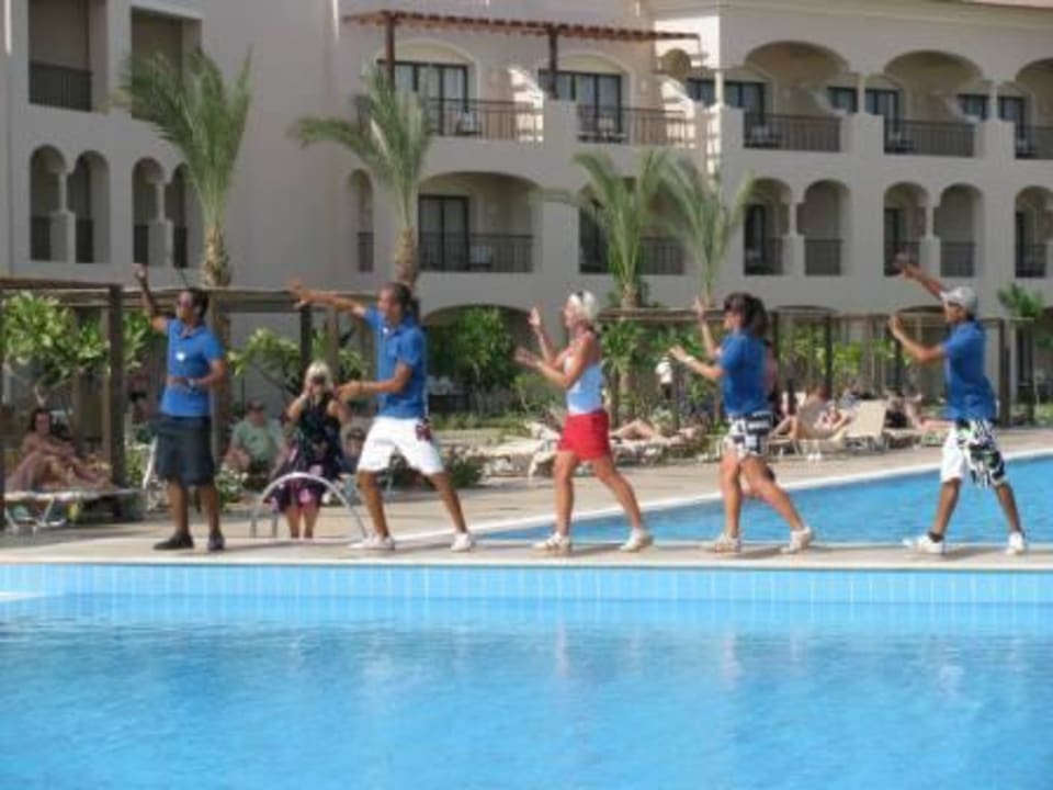 Taniec animatorów JAZ Aquamarine Resort