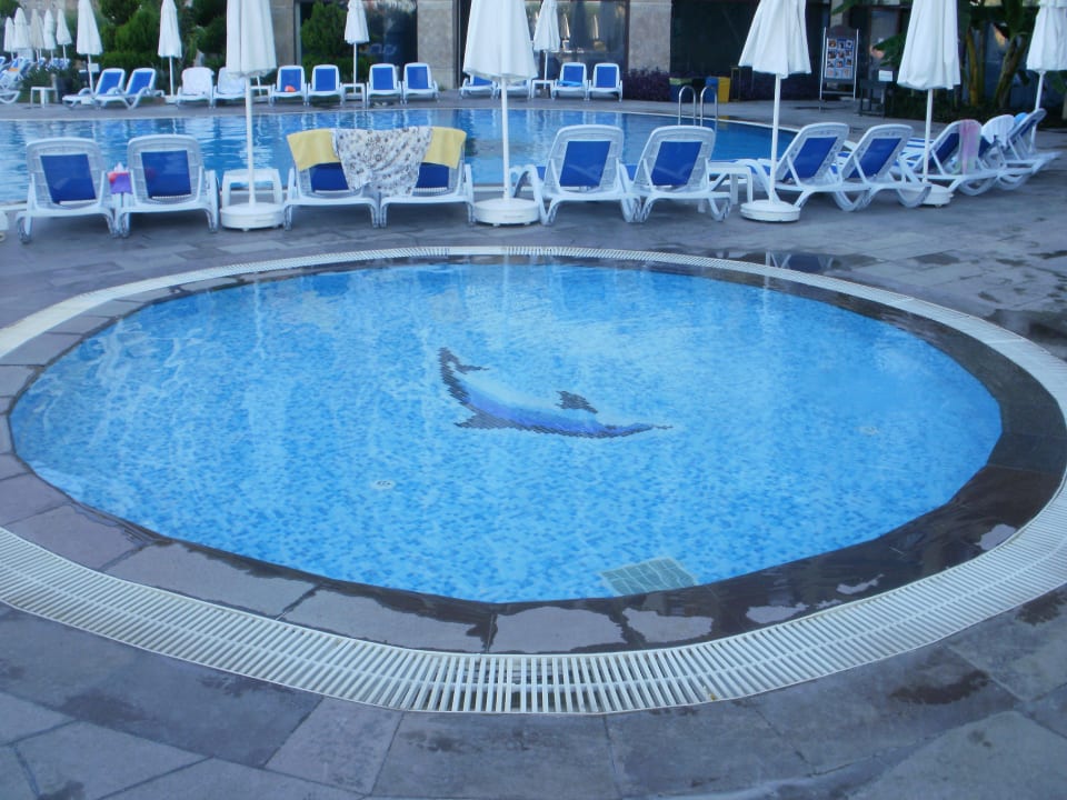 Kinderpool beim Hauptpool Selectum Family Comfort Side
