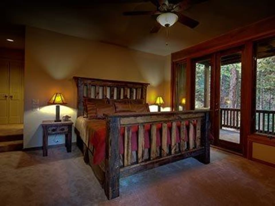 Sugar Pine Suite / Little Ahwahnee Inn Yosemite Little Ahwahnee Inn Yosemite
