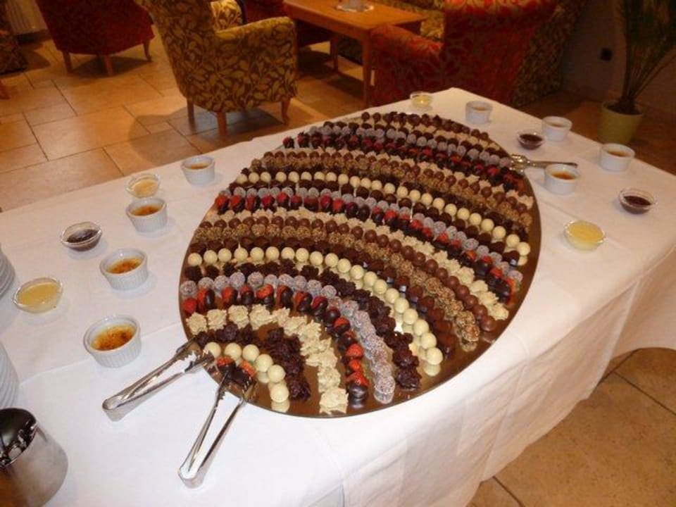 Einmal wöchentlich Dessertbüffet Berghotel Ratschings